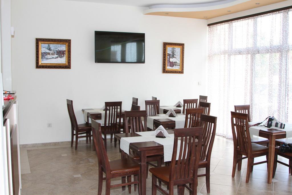 Vlasta Family Hotel رافدا المظهر الخارجي الصورة