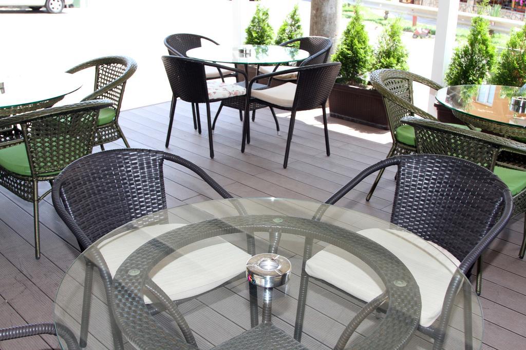 Vlasta Family Hotel رافدا المظهر الخارجي الصورة