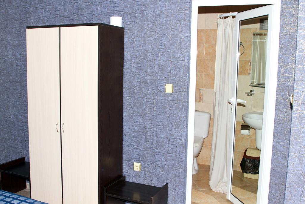 Vlasta Family Hotel رافدا المظهر الخارجي الصورة