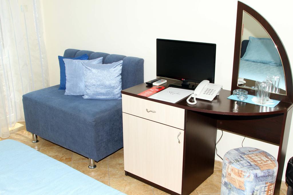 Vlasta Family Hotel رافدا المظهر الخارجي الصورة