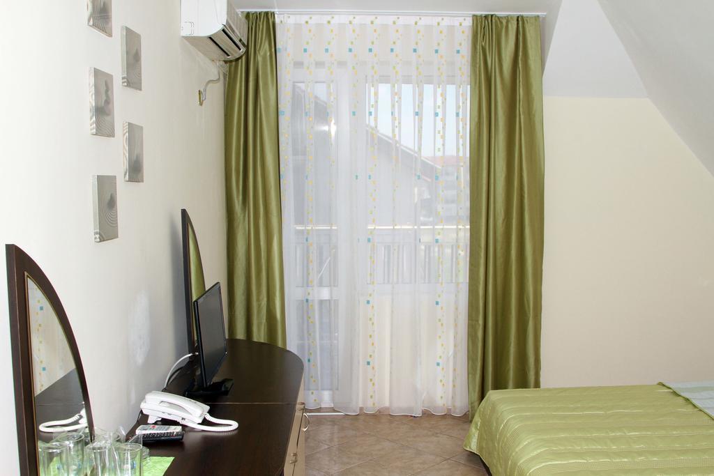Vlasta Family Hotel رافدا المظهر الخارجي الصورة