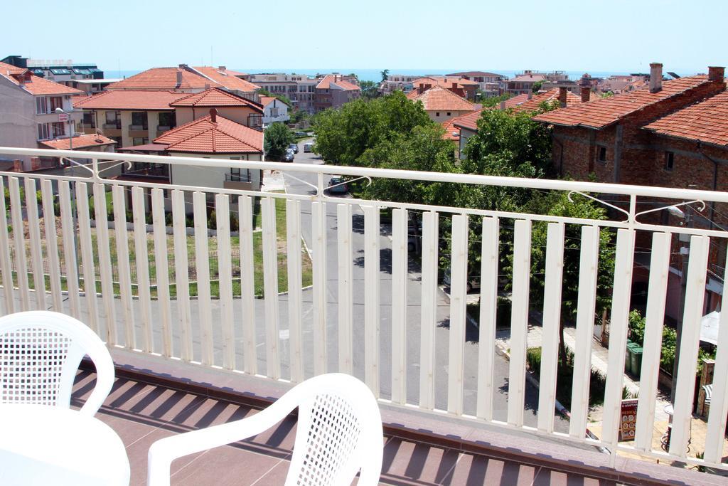 Vlasta Family Hotel رافدا المظهر الخارجي الصورة