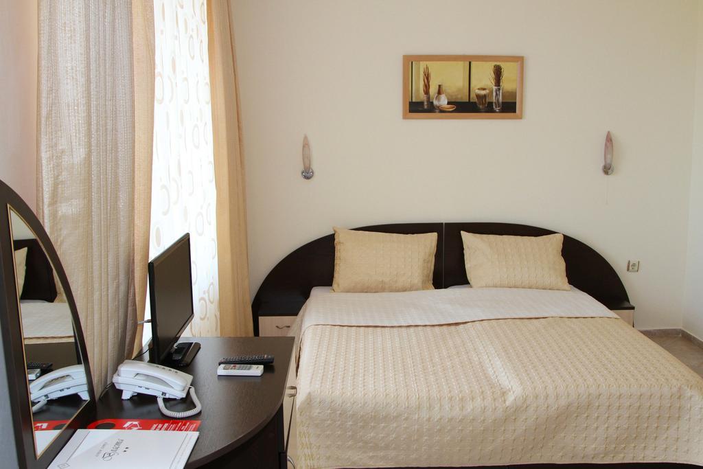 Vlasta Family Hotel رافدا المظهر الخارجي الصورة