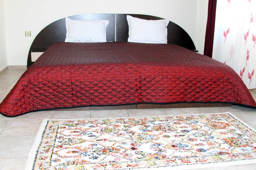 Vlasta Family Hotel رافدا المظهر الخارجي الصورة